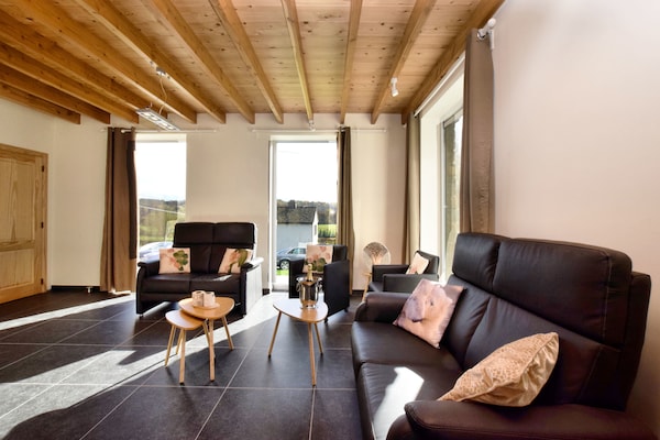 Foto van Gezellig vakantiehuis in Durbuy met tuin - Vakantiehuis in Durbuy - LivingRoom