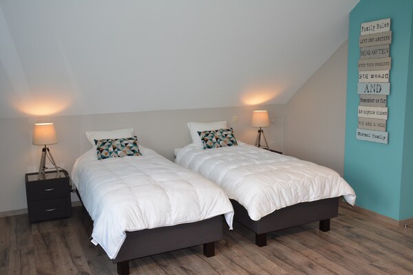 Foto van Moderne villa in Rochefort vlakbij de paarden - Vakantiehuis in Wavreille - BedRoom