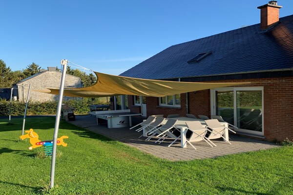 Foto van Moderne villa in Rochefort vlakbij de paarden - Vakantiehuis in Wavreille - ExteriorSummer