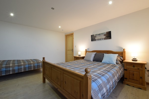 Foto van Rijtjeshuis met uitzicht op de natuur nabij Durbuy - BedRoom