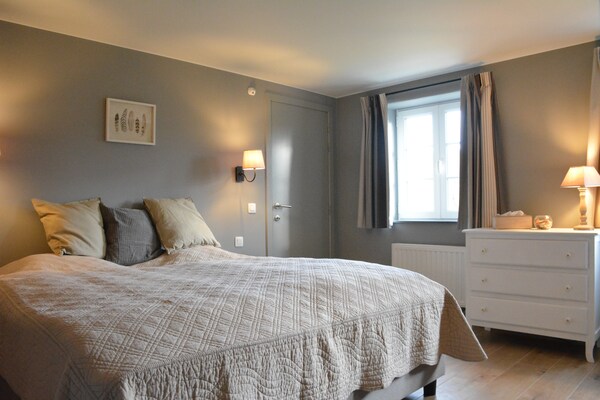 Foto van Rustig verblijf in het bos in Gesves - Vakantiehuis in Haltinne - BedRoom