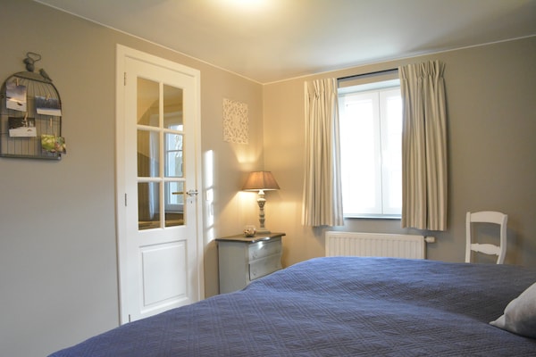 Foto van Rustig verblijf in het bos in Gesves - Vakantiehuis in Haltinne - BedRoom