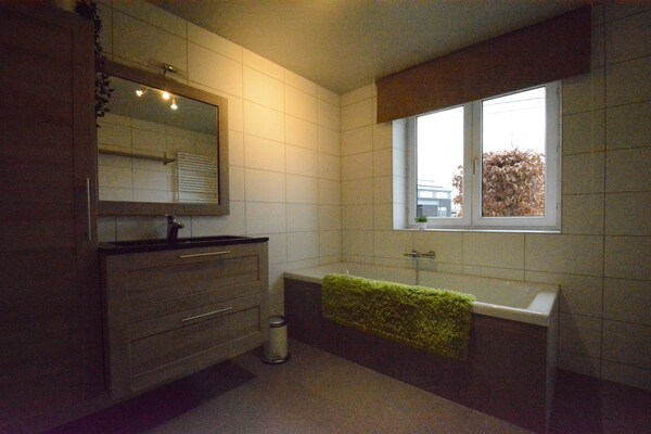 Foto van Huisje bij Natuurpark Hoge Venen - Vakantiehuis in Malmedy - BathRoom