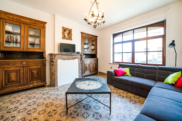 Foto van Vakantiehuis in Frasnes met tuin - Vakantiehuis in Frasnes - LivingRoom