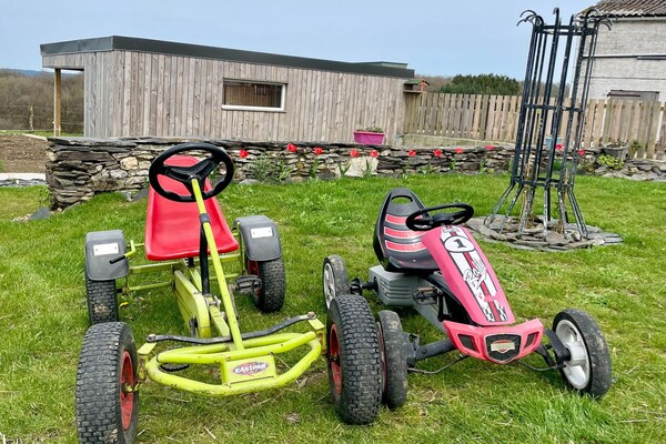Foto van Mooie boerderij in Houffalize met binnenplaats - Vakantiehuis in Houffalize - ExteriorSummer