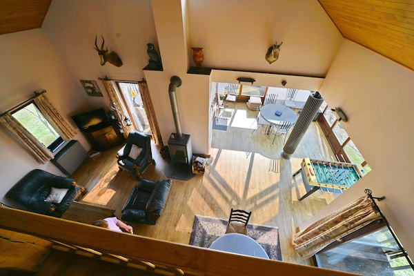 Foto van Vakantiehuis in Noiseux met BBQ-terras - Vakantiehuis in NOISEUX - LivingRoom