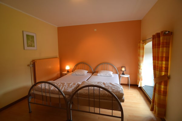 Foto van Elegant kasteelverblijf, Havelange - Vakantiehuis in Barvaux-Condroz - BedRoom