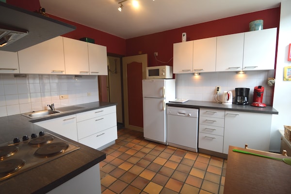 Foto van Elegant kasteelverblijf, Havelange - Vakantiehuis in Barvaux-Condroz - Kitchen