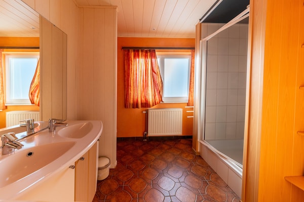 Foto van Ontsnappen bij Mont Saint Jacques - Vakantiehuis in Trois-Ponts - BathRoom
