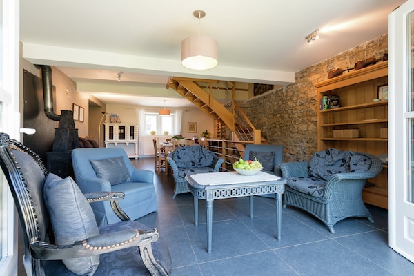 Foto van Sprimont Sauna & Tuinverblijf - Vakantiehuis in Sprimont (aywaille) - LivingRoom