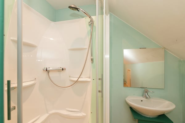Foto van Sprimont Sauna & Tuinverblijf - Vakantiehuis in Sprimont (aywaille) - BathRoom