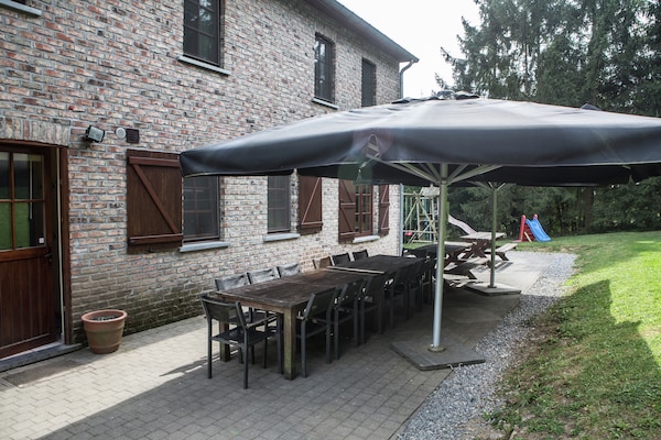 Foto van Familievilla op de heuvel van Durbuy - Vakantiehuis in Durbuy - TerraceBalcony