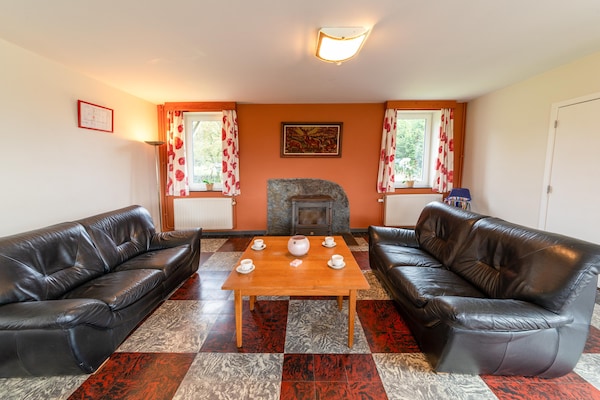 Foto van Grote villa met bubbelbad - Vakantiehuis in Ferrieres - LivingRoom