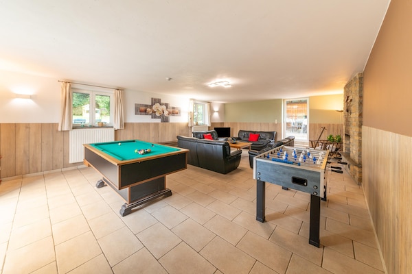 Foto van Grote villa met bubbelbad - Vakantiehuis in Ferrieres - RecreationRoom