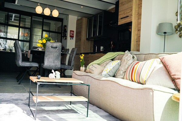 Foto van Rustig vakantiehuis vlakbij Hannuit - Vakantiehuis in Hannut - ExteriorSummer