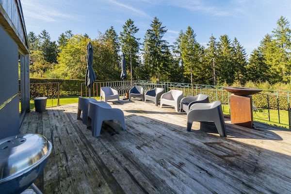Foto van Weelderig chalet nabij het meer van Bütgenbach - Vakantiehuis in Bullange - TerraceBalcony
