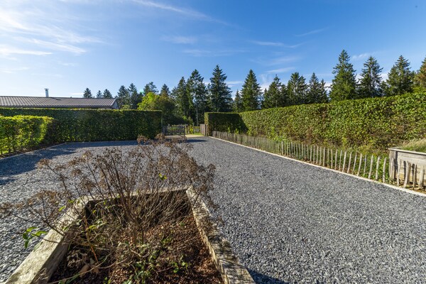 Foto van Weelderig chalet nabij het meer van Bütgenbach - Vakantiehuis in Bullange - GardenSummer