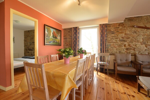 Foto van Appartement in Halenfeld-Amel met terras - Vakantiehuis in Halenfeld-Amel - DiningRoom