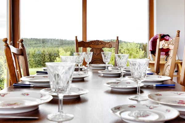 Foto van Vakantiehuis in Schönberg met jacuzzi - Vakantiehuis in Schönberg / Sankt Vith - DiningRoom