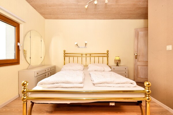 Foto van Vakantiehuis in Schönberg met jacuzzi - Vakantiehuis in Schönberg / Sankt Vith - BedRoom