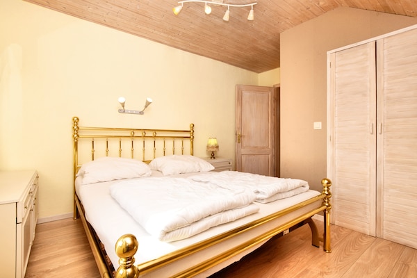 Foto van Vakantiehuis in Schönberg met jacuzzi - Vakantiehuis in Schönberg / Sankt Vith - BedRoom