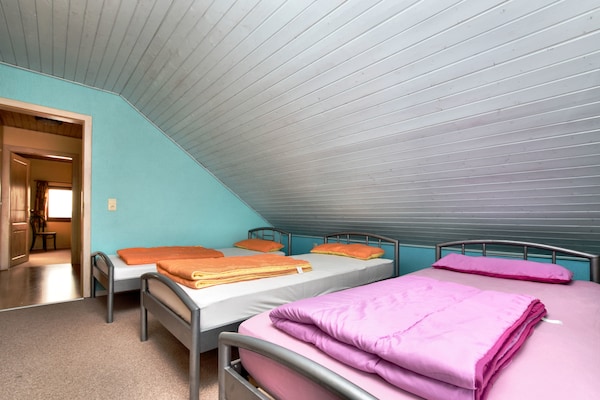 Foto van Vakantiehuis in Schönberg met jacuzzi - Vakantiehuis in Schönberg / Sankt Vith - BedRoom