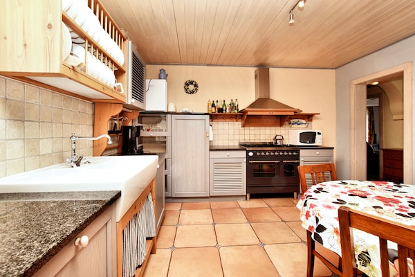 Foto van Vakantiehuis in Schönberg met jacuzzi - Vakantiehuis in Schönberg / Sankt Vith - Kitchen