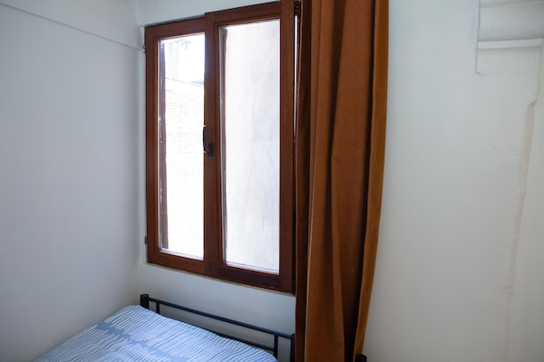 Foto van Ruim stadshuis in Verviers voor 14 gasten - Vakantiehuis in Verviers - BedRoom