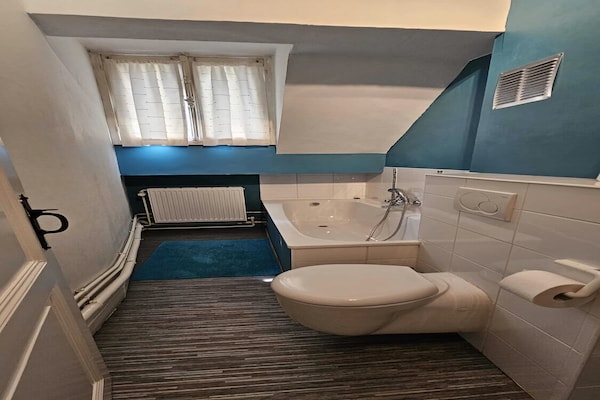 Foto van Erfgoedvilla in Spa met tuin - Vakantiehuis in Spa - BathRoom