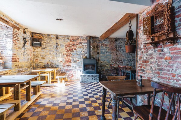 Foto van Kasteelappartement in Aywaille bij Amblève - Vakantiehuis in Aywaille - ExteriorSummer