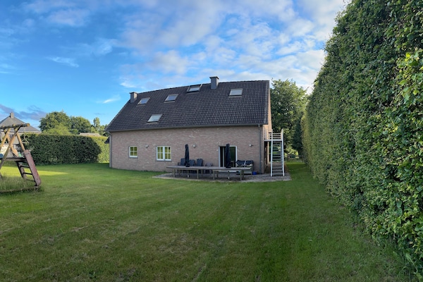 Foto van Vakantiehuis in Robertville met Sauna & Tuin - Vakantiehuis in Waimes - Robertville - ExteriorSummer