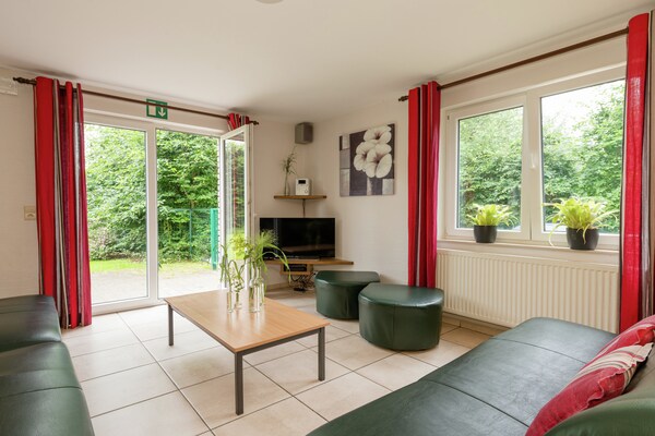 Foto van Ruime retraite aan het meer - Vakantiehuis in Waimes - Robertville - LivingRoom