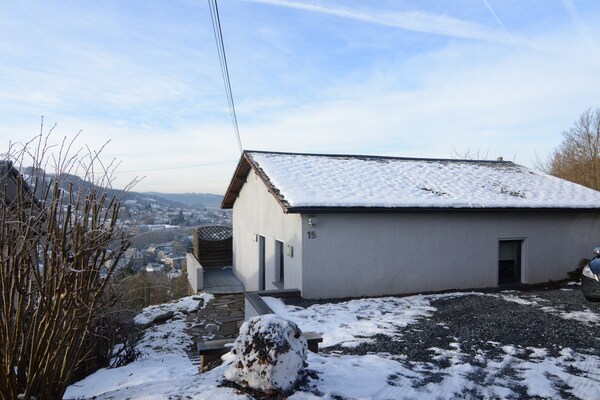 Foto van Panoramisch toevluchtsoord in Malmedy - Vakantiehuis in Malmedy - ExteriorWinter