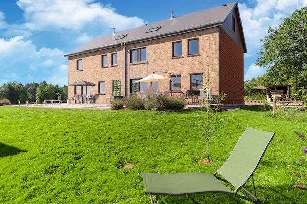 Foto van Ruime vakantiewoning vlakbij Spa F1 - Vakantiehuis in Stavelot - ExteriorSummer