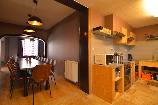 Foto van Luxe villa met sauna - Vakantiehuis in Francorchamps - DiningRoom