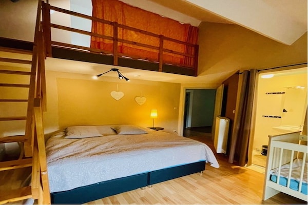 Foto van Huis in Moulin du Ruy met Boszicht - Vakantiehuis in Stoumont-Moulin du ruy - BedRoom