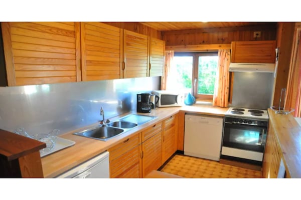 Foto van Vakantiehuis in België met Speelkamer - Vakantiehuis in Somme-Leuze - Kitchen