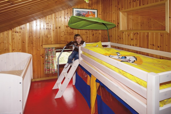Foto van Vakantiehuis in België met Speelkamer - Vakantiehuis in Somme-Leuze - BedRoom