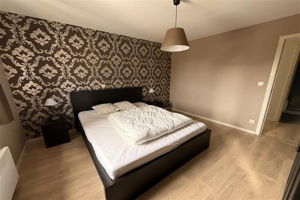 Foto van Vakantiehuis in Somme-Leuze met Sauna & Tuin - Vakantiehuis in Noiseux - BedRoom