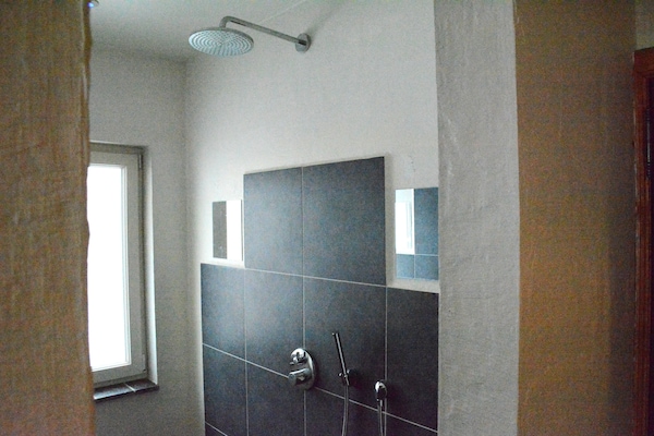 Foto van Vakantiehuis in Bièvre met terras - Vakantiehuis in Bièvre - Wellness