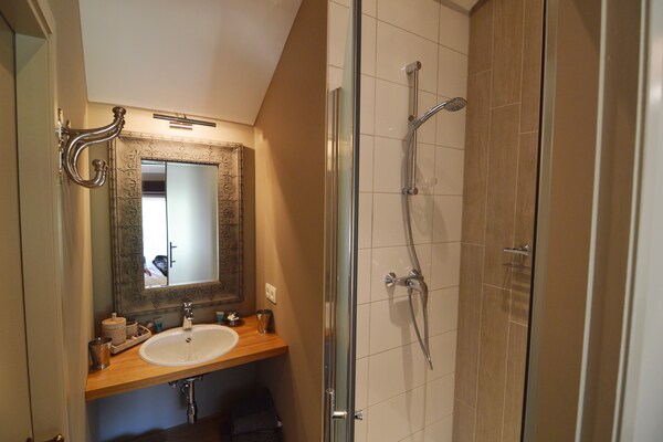 Foto van Vakantiehuis Ardennen bij Abdij Chimay - Vakantiehuis in Nismes Viroinval - BathRoom