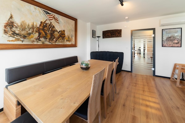 Foto van Moderne elegantie in Résidence 41 – Hart van Bastogne - DiningRoom