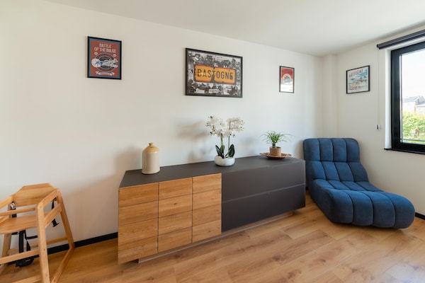 Foto van Moderne elegantie in Résidence 41 – Hart van Bastogne - DiningRoom