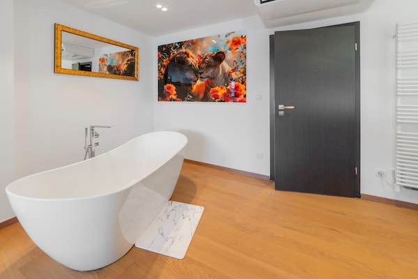Foto van Moderne elegantie in Résidence 41 – Hart van Bastogne - BathRoom