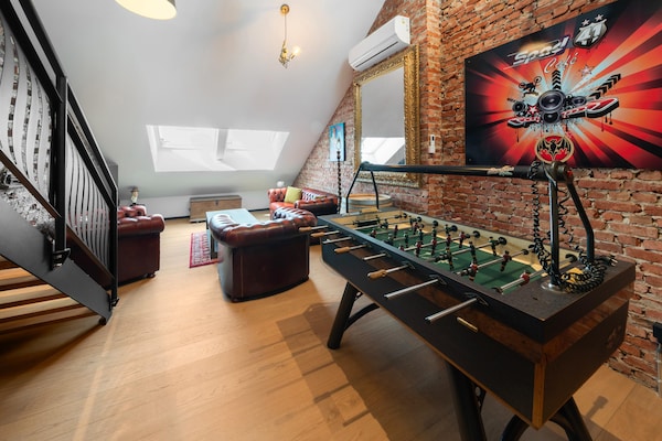 Foto van Moderne elegantie in Résidence 41 – Hart van Bastogne - RecreationRoom