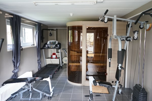 Foto van Charmant huisje met zwembad in Houffalize - Vakantiehuis in Houffalize - Wellness