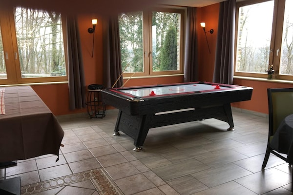 Foto van Charmant huisje met zwembad in Houffalize - Vakantiehuis in Houffalize - Wellness