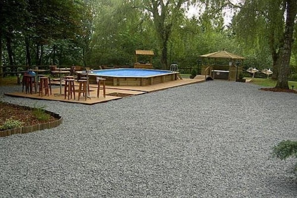 Foto van Charmant huisje met zwembad in Houffalize - Vakantiehuis in Houffalize - Wellness