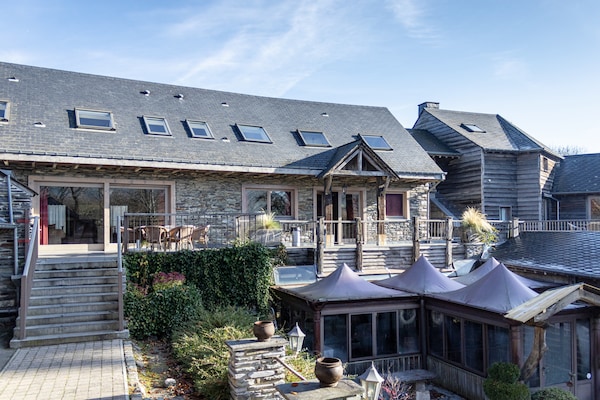 Foto van Vielsalm Verblijf met harige vrienden - Vakantiehuis in Vielsalm - LivingRoom