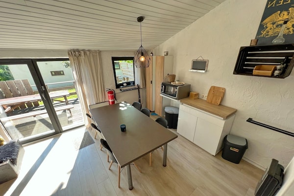 Foto van Bungalow in Virton bij Vallée de Rabais Meer - Vakantiehuis in Virton - DiningRoom